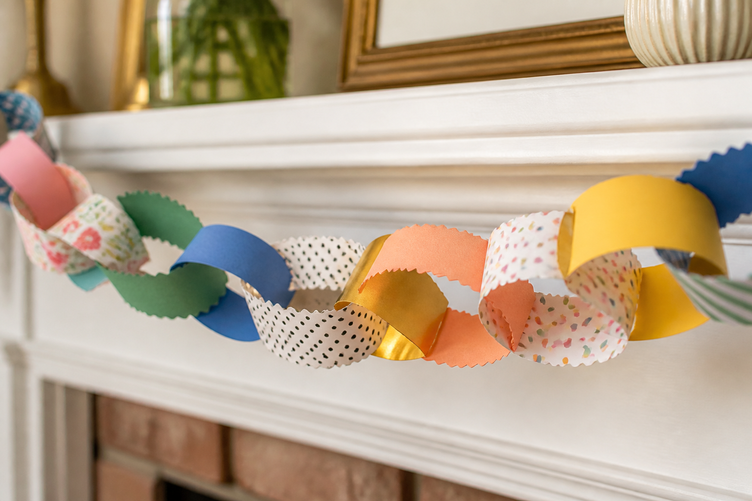 Decorative Paper Chains (cutting‑machine Friendly) project preview