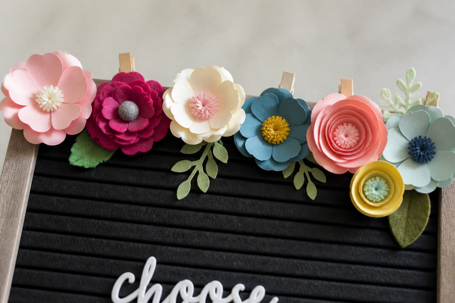 Letterboard Flowers project preview
